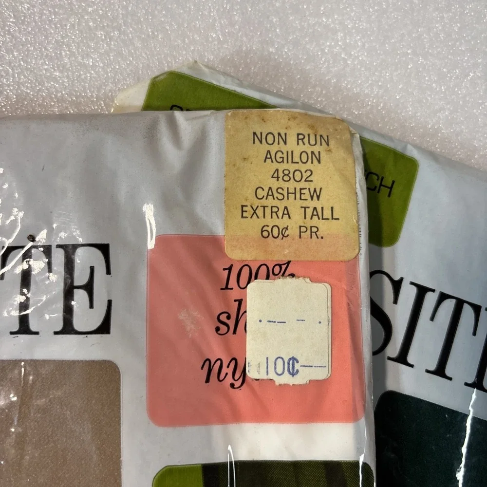 Lot of 12 Pairs Vintage Ladies Nylon‎ Hosiery Stockings / Sheers, New NOS